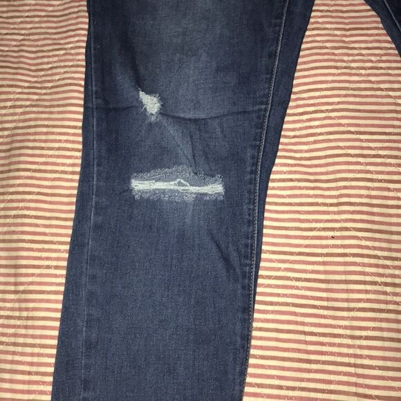 Soft denim ripped super skinny jeans - Picture 2 of 8